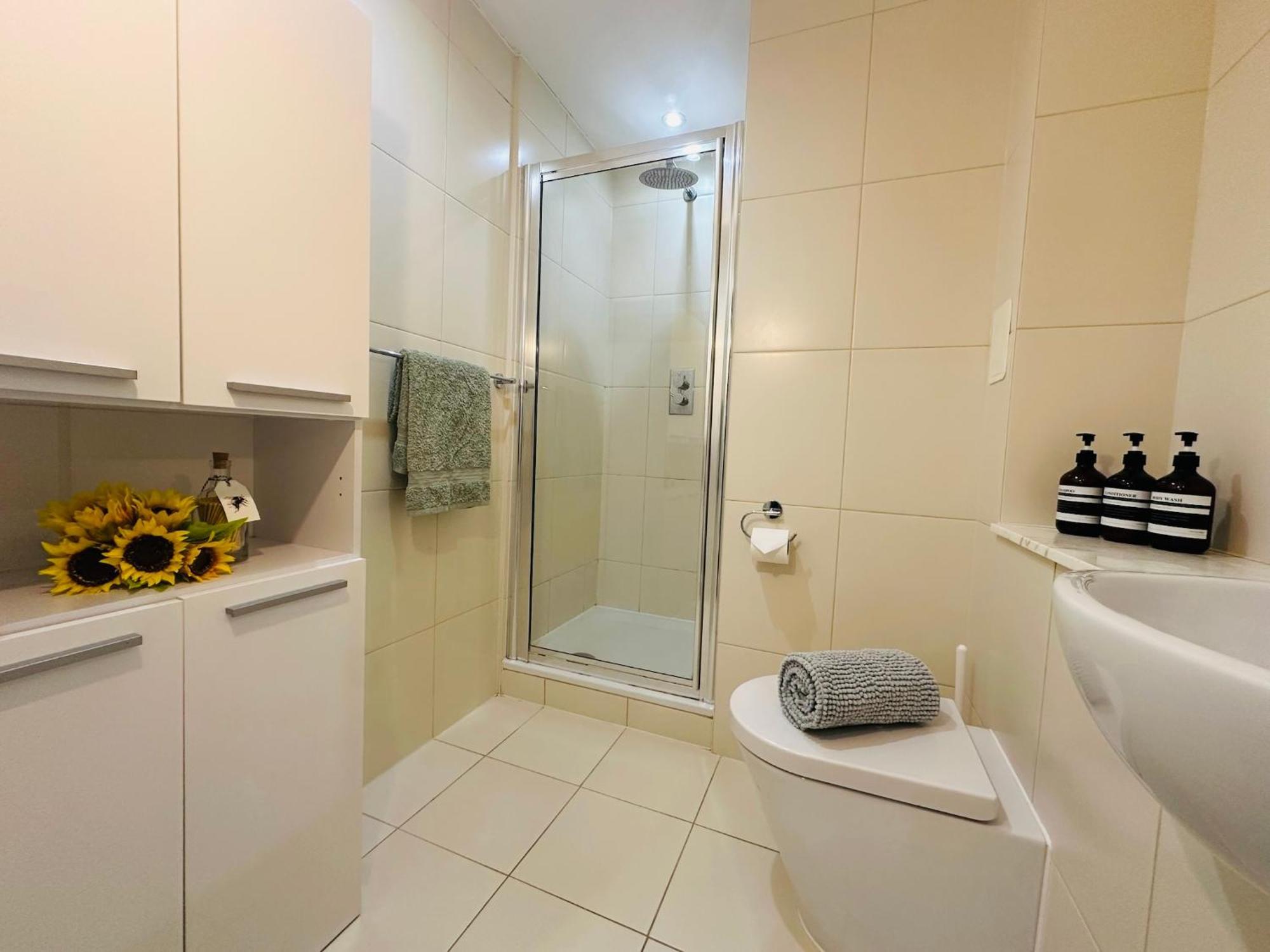 Stylish, Modern Apartment In Central לונדון מראה חיצוני תמונה